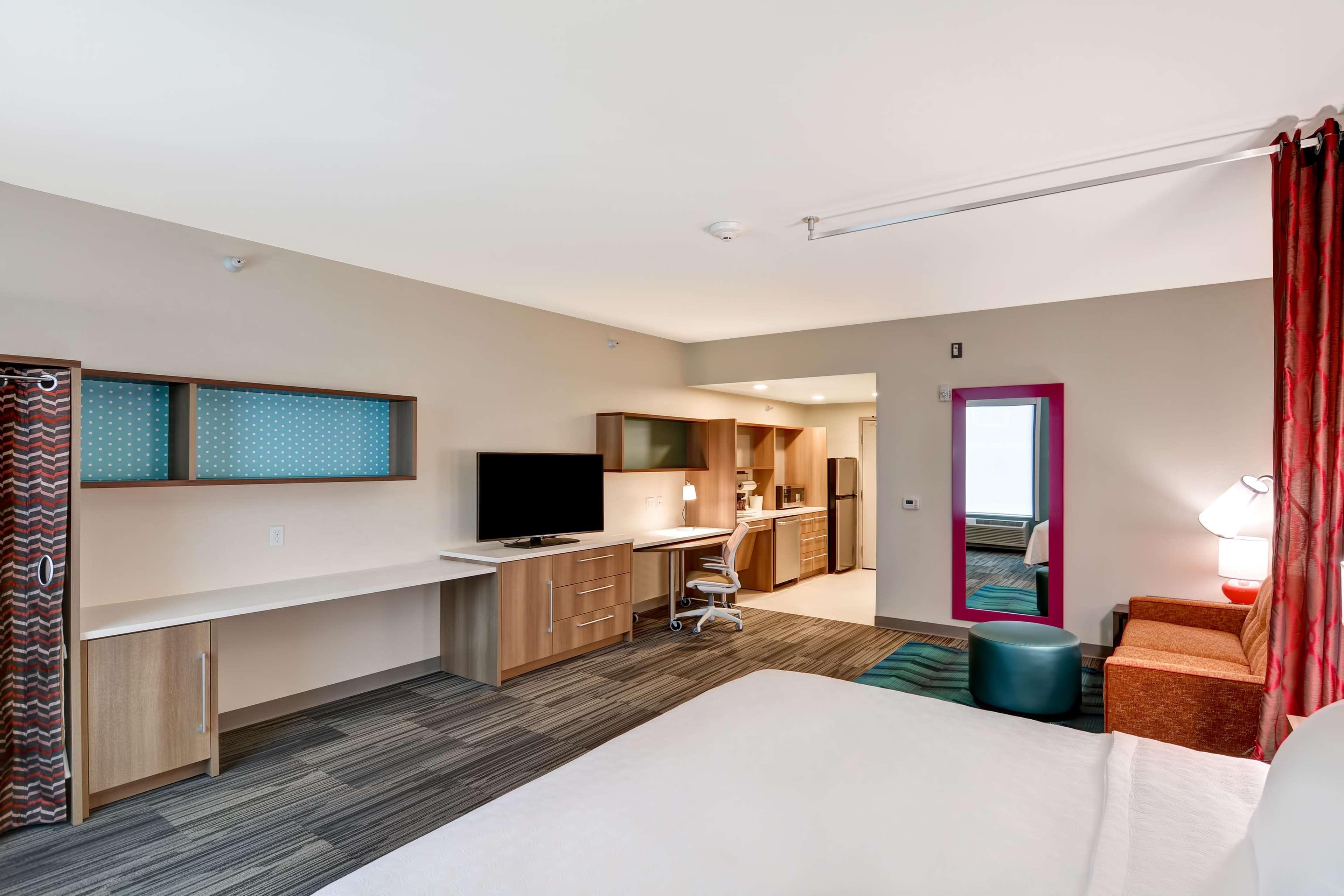 Hotel Home2 By Hilton 3*